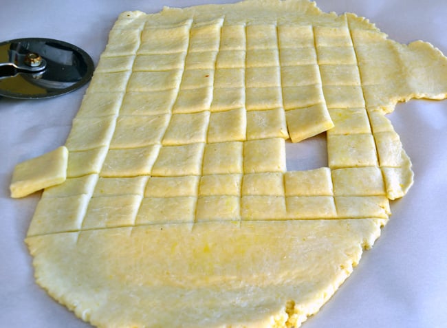 homemade cheese crackers