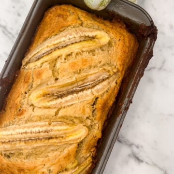 mochi banana bread with banana slices