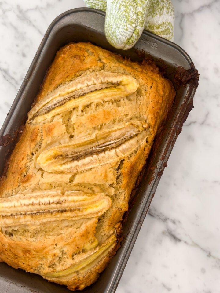 mochi banana bread with banana slices